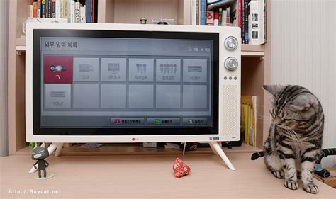 lg 레트로 tv - 아날로그의 감성을 입은 디자인 LG 클래식TV 사용