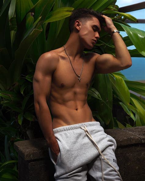 liam ferrari nude
