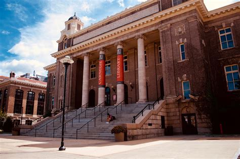 library.syracuse.edu