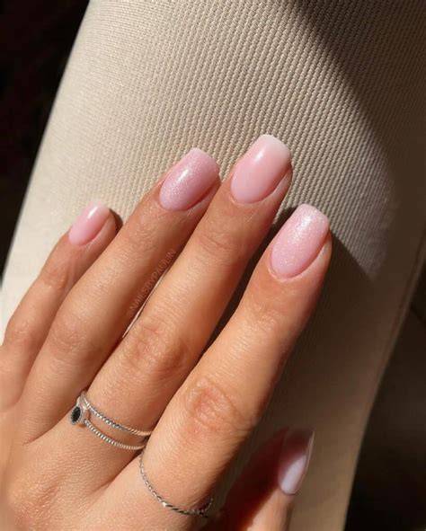light nude pink nails