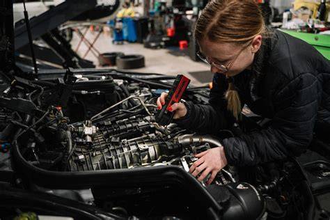 light vehicle mechanic