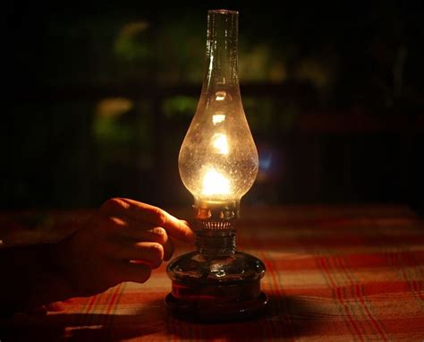 Lighting Oil Lamp