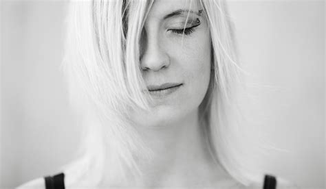 Lighting Techniques For High Key Portrait Photogr