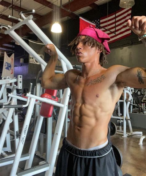 lightskin OnlyFans leaked content