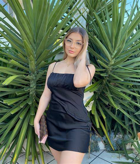 lilith cavalier onlyfans