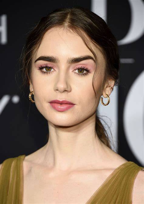 lilly collins nude