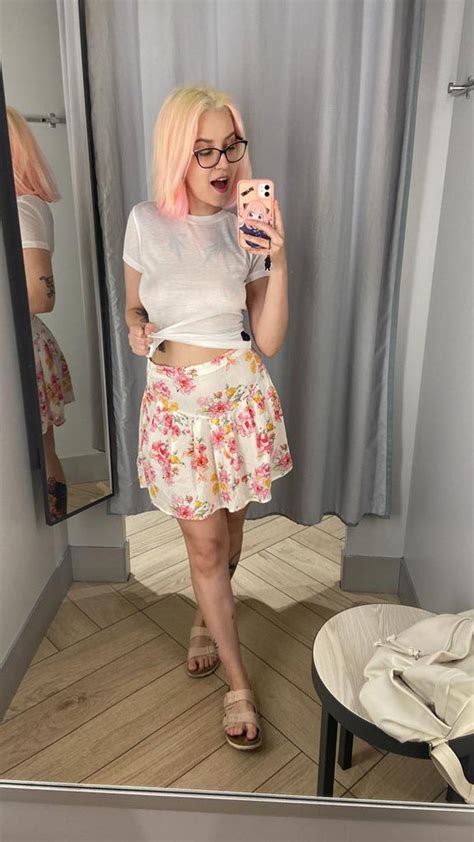 lilly.pinkman nude