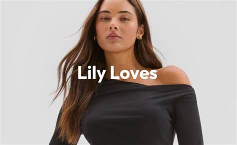 lily loves nude