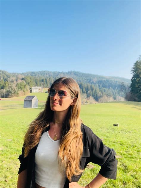 linda_lanuu OnlyFans leaked content