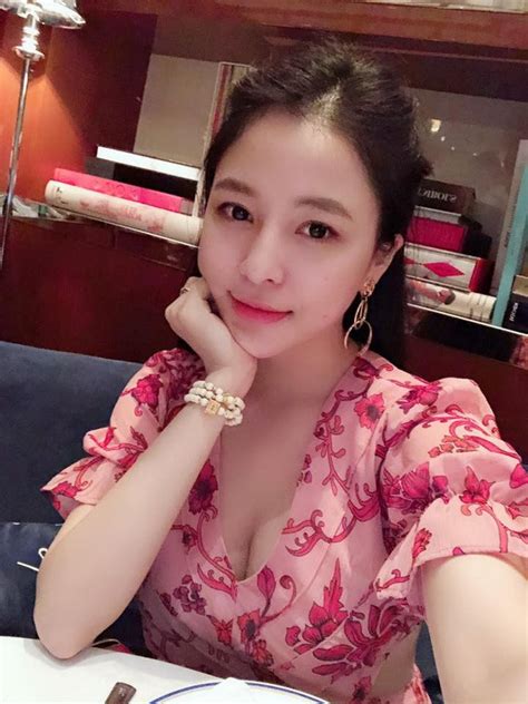 link trâm anh | Hot girl Trm Anh thay i gu