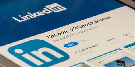 Linkedin Career Explorer