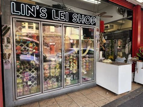 Lin's Lei Shop