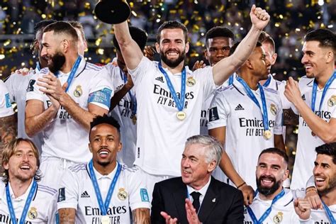 Lirik lagu: bintang terlihat terang versi pemain real Madrid