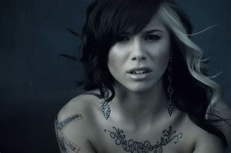 LIRIK LAGU CHRISTINA PERRI JAR OF 🌜 Lirik Lagu Jar of Hearts - Christina Perri dan Fakta di Baliknya