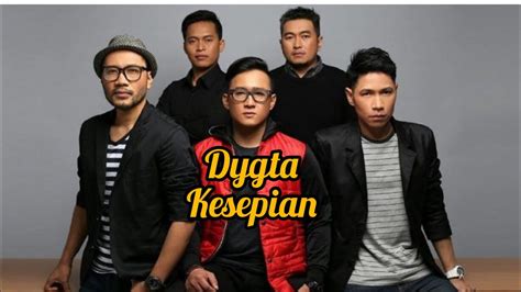 LIRIK KESEPIAN - Lirik Lagu Tuan Nona Kesepian - Tulus - IDN Times