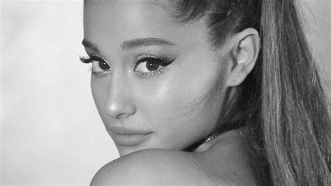 LIRIK LAGU ARIANA GRANDE MY EVERYTHING - Lirik Lagu My Everything - Ariana Grande