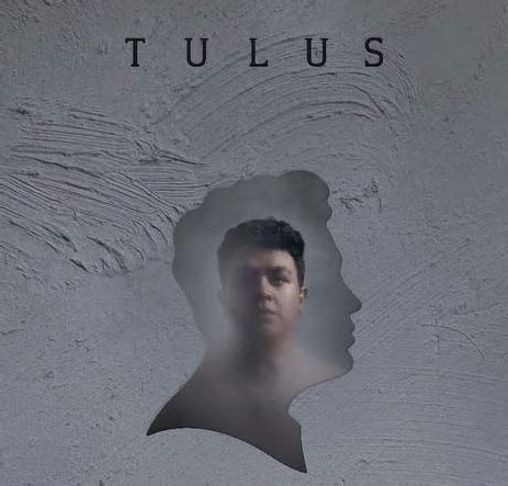 LIRIK LAGU TULUS MONOKROM - Monokrom