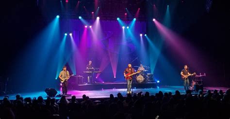 little river band at four winds casino
