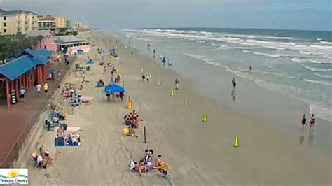 live cam nude beach