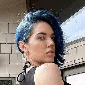 lizbeth eden onlyfans