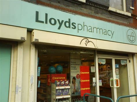 lloyds pharmacy opening times fallowfield pa
