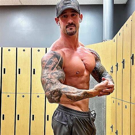 logan chase onlyfans