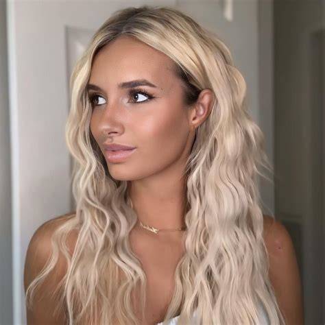 logan faye nude