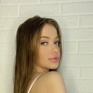 lolly layla OnlyFans leaked content