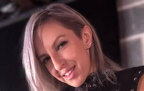 lora cross onlyfans