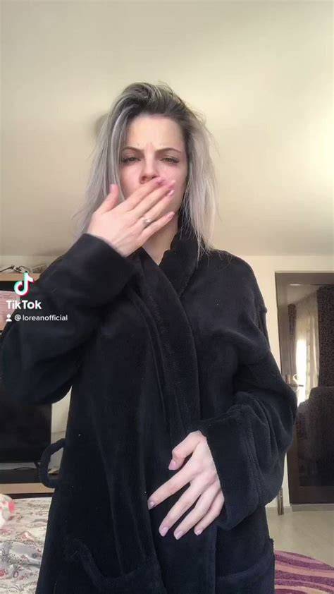 loreanofficial nude