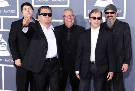 Los Lobos
