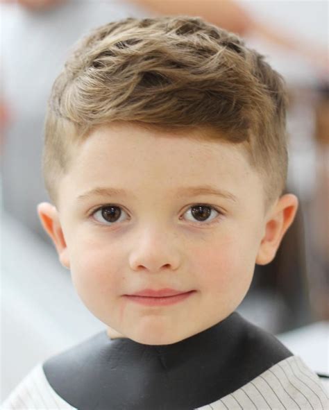 Los mejores cortes de pelo para niños: tendencias y estilos actuales. ¡Renueva el look de tus pequeños!