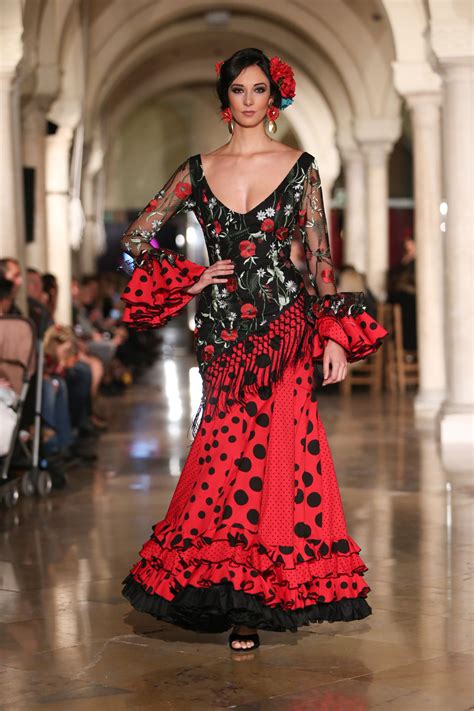 Los mejores trajes de flamenca modernos para lucir en ferias y romerías
