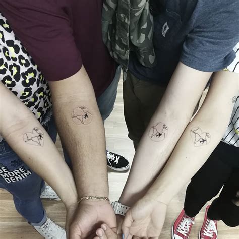 Los Tatuajes para Amigos y Amigas que Selllan Vínculos Eternos