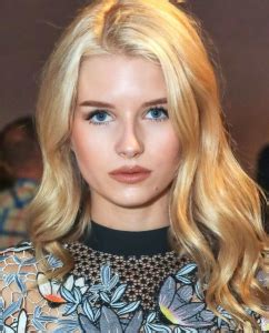 lottie moss biography