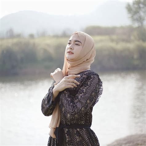 Louve Hijab Supplier Hijab Jakarta Grosir Baju Muslim Grosir Baju Seragam Qosidah Tanah Abang - Grosir Baju Seragam Qosidah Tanah Abang