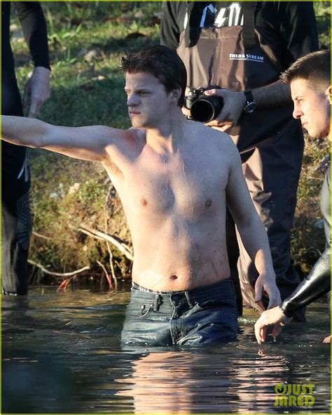 lucas hedges nude