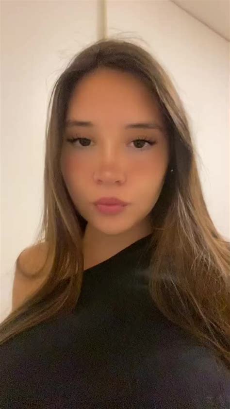 lucyeatsu nude