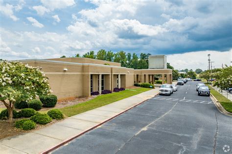 Luella High School