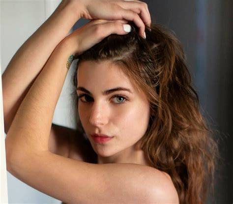 lunabenna nude