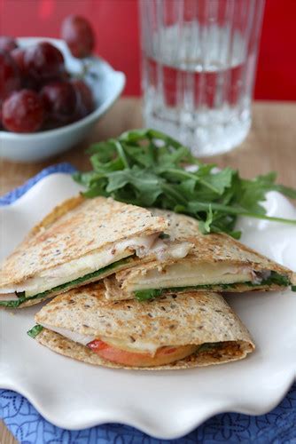 Smoky Turkey and Tangy Apple Quesadillas: A Lunchtime Fiesta