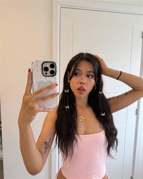 luxeebelle nude