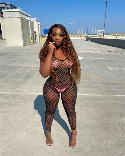 luxeisme OnlyFans leaked content