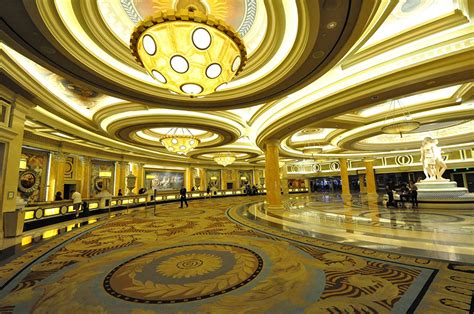 luxury casino las vegas