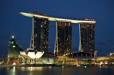 luxury casino singapore iovm