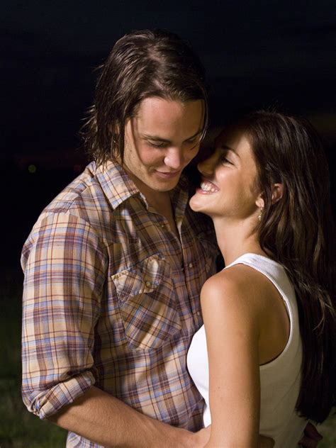 lyla and riggins dating