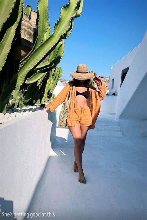 lyly ana nude