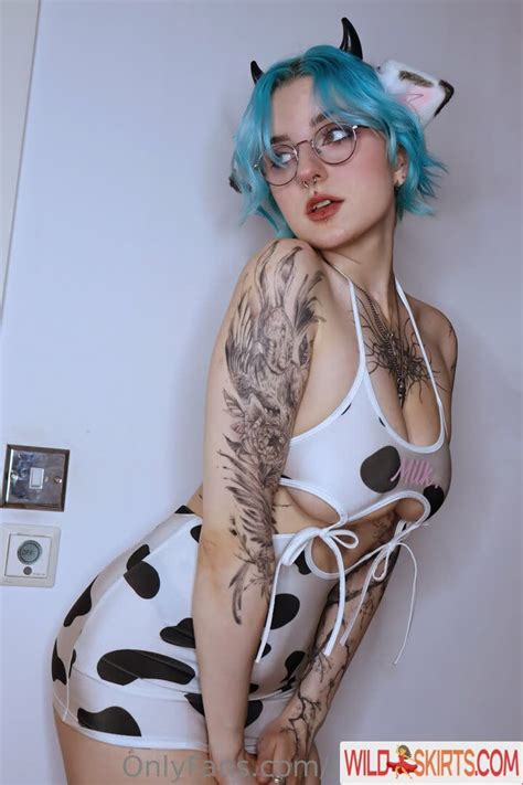 lyracr0w0 OnlyFans leaked content