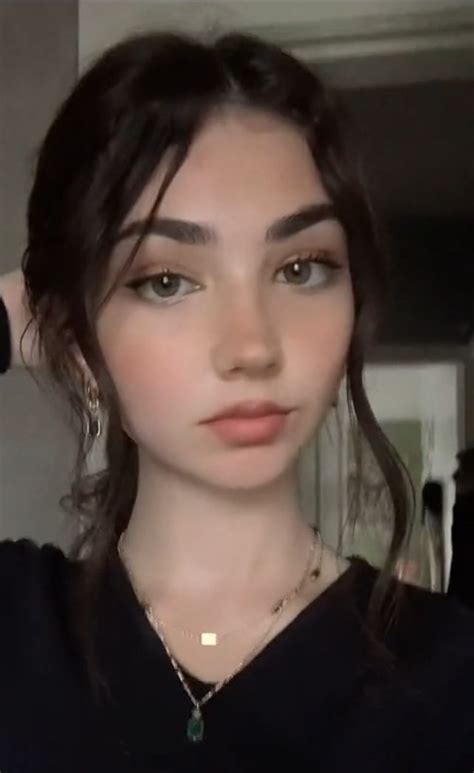 lyzzahh nude
