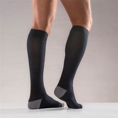 mabs man knästrumpa